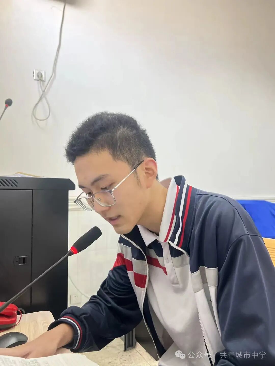 简篇-学长有话对你说 图片